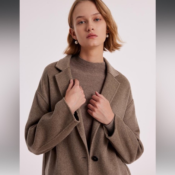 Goelia Pure Cashmere Coat - Picture 7 of 16